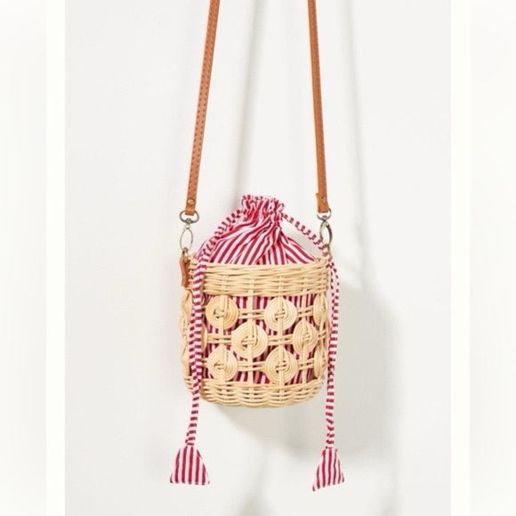 Anthropologie Handbags - Anthropologie Raffia Bucket Bag Purse NWOT